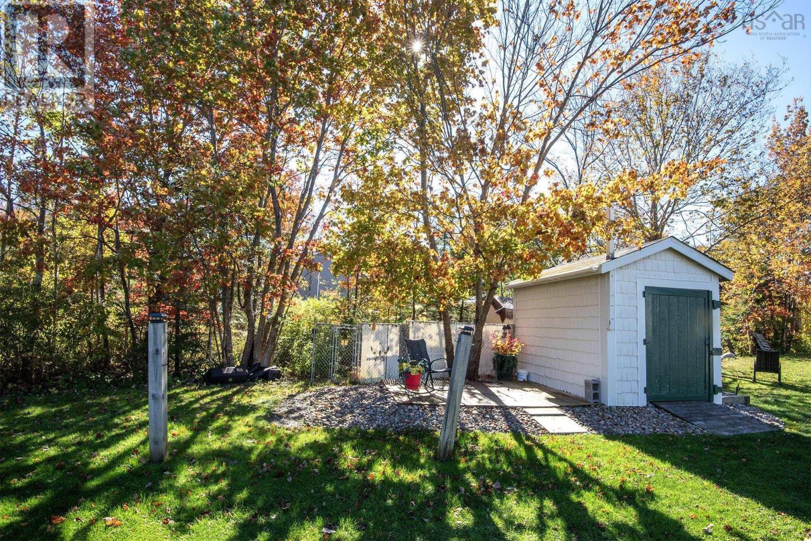Photo 18 of 240 Ponderosa Drive, Lake Echo NS
