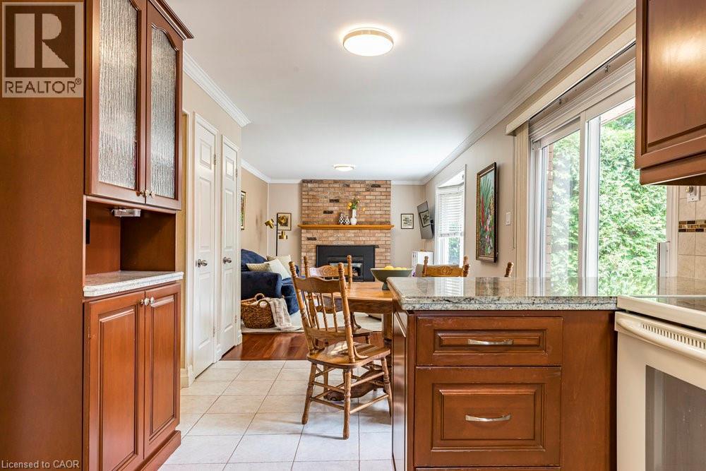 Photo 15 of 1 Leith Court, Ancaster ON