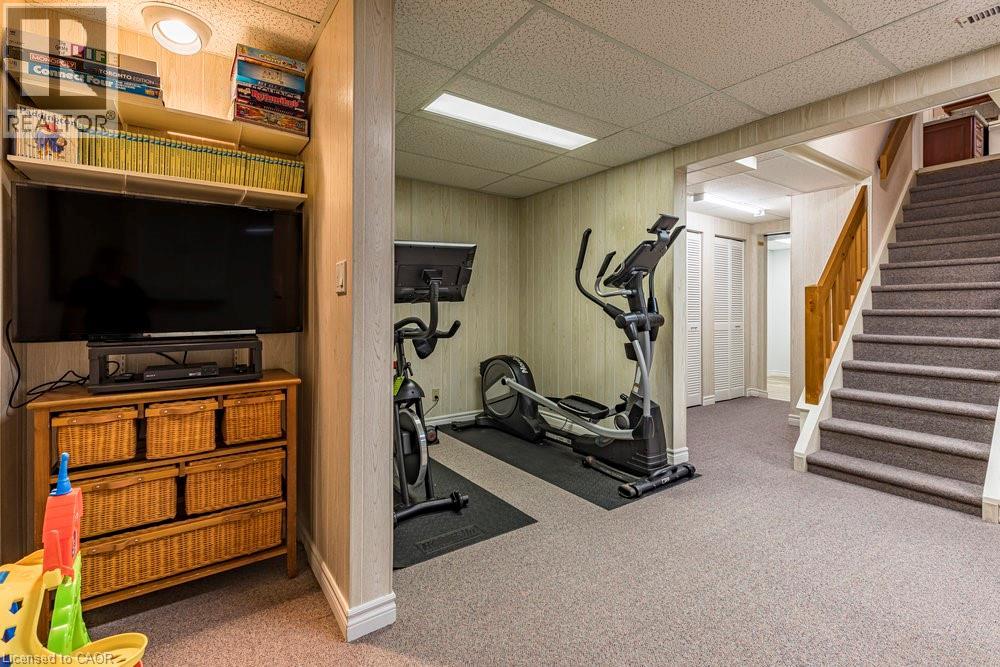 Photo 40 of 1 Leith Court, Ancaster ON