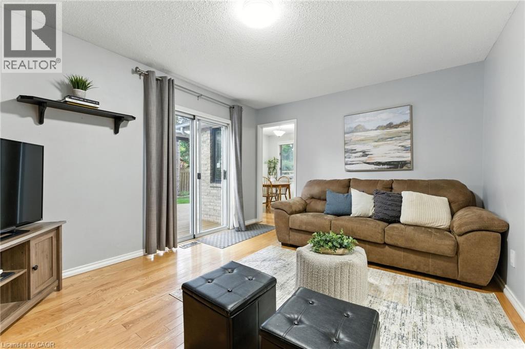 Photo 18 of 139 Chipman Street, Cambridge ON