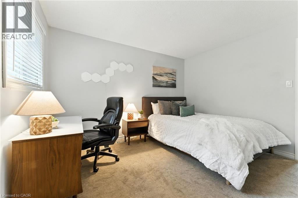 Photo 24 of 139 Chipman Street, Cambridge ON