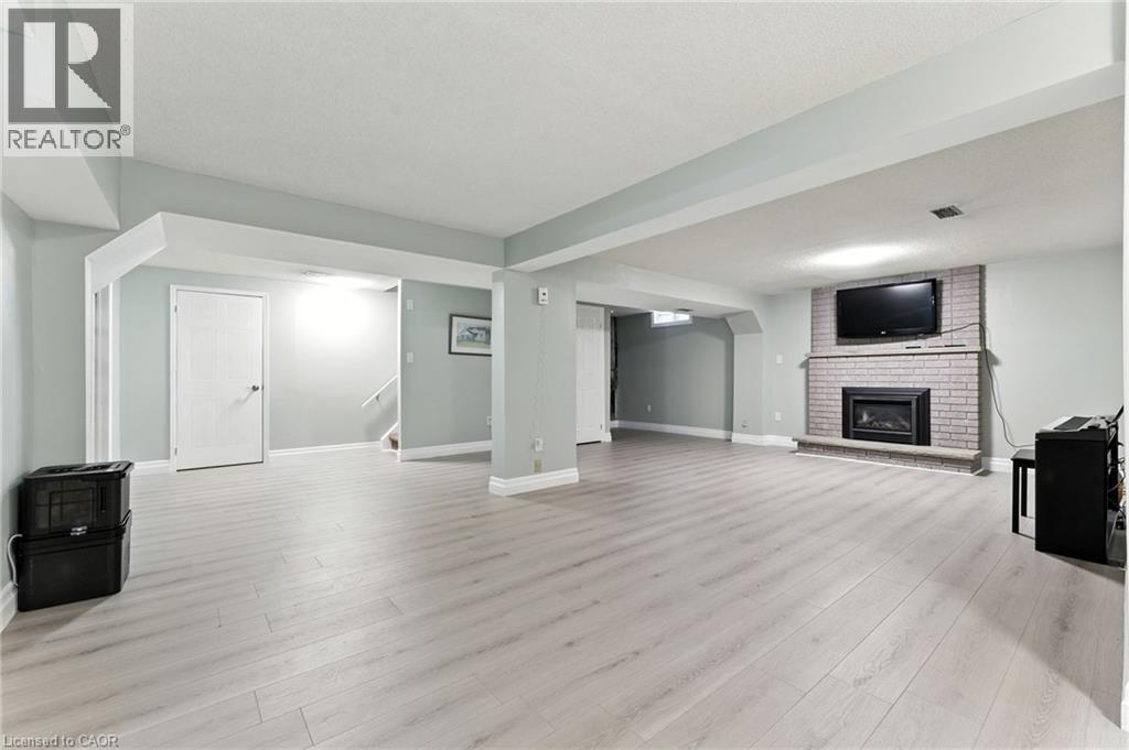 Photo 28 of 139 Chipman Street, Cambridge ON