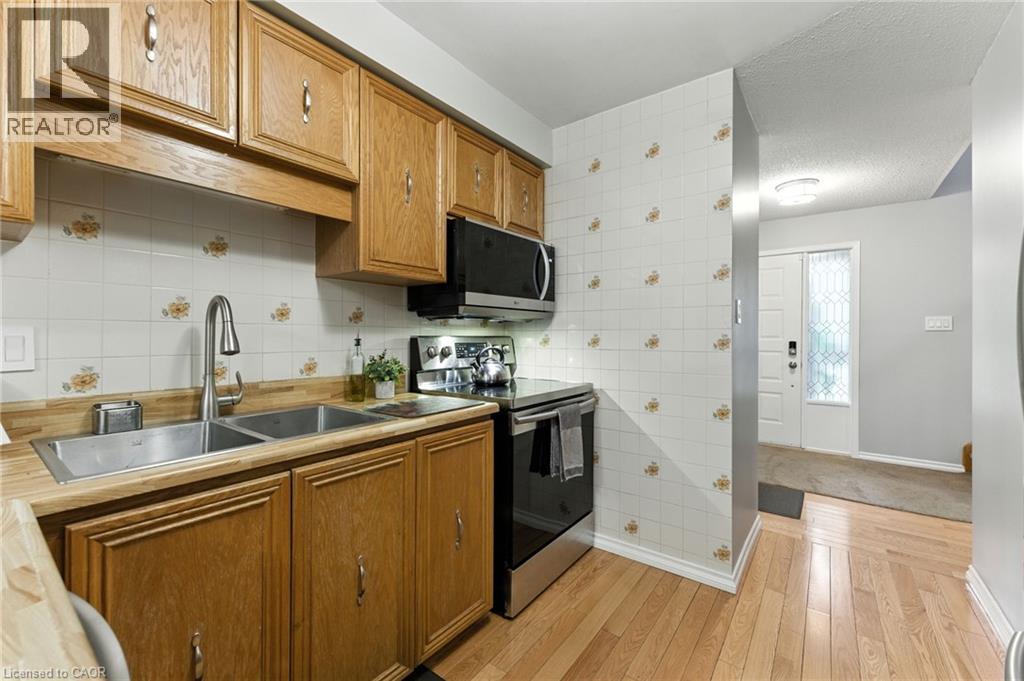 Photo 13 of 139 Chipman Street, Cambridge ON