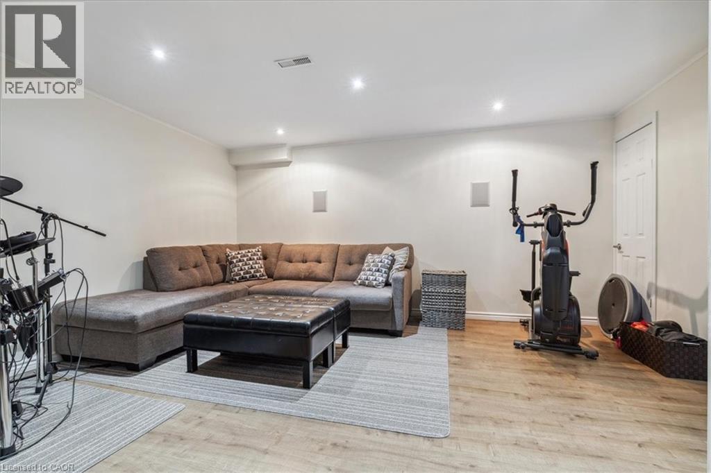Photo 35 of 2301 Cavendish Drive Unit 150, Burlington ON