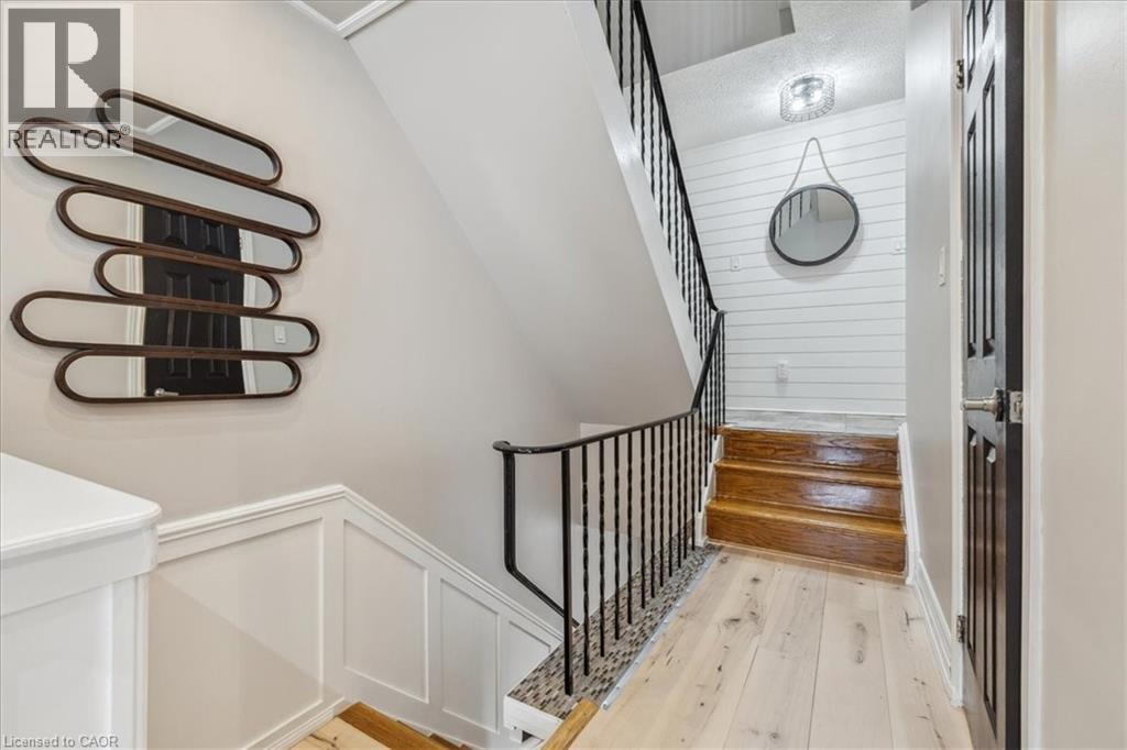 Photo 6 of 2301 Cavendish Drive Unit 150, Burlington ON