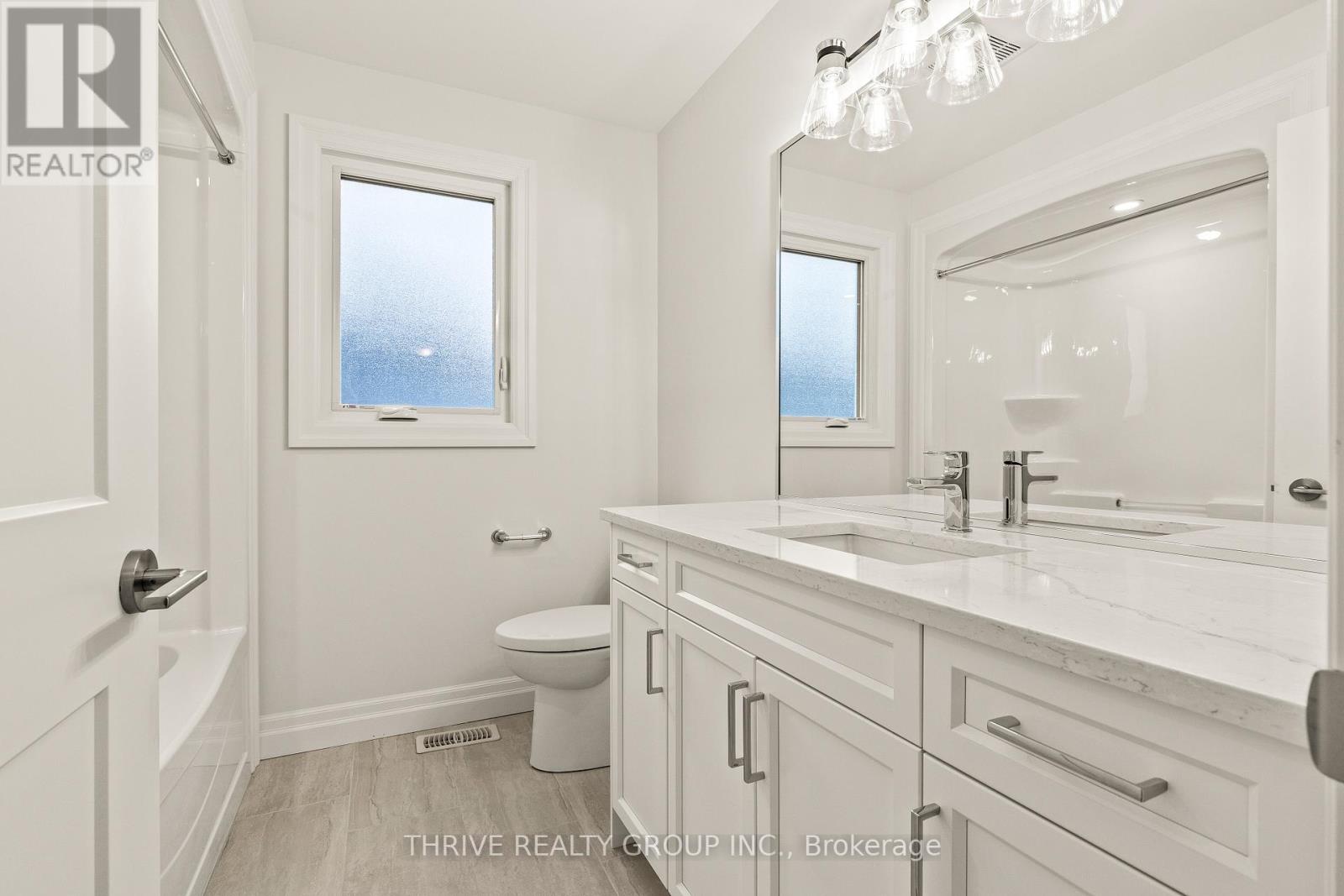 Photo 37 of 3 1061 Eagletrace Drive, London North ON