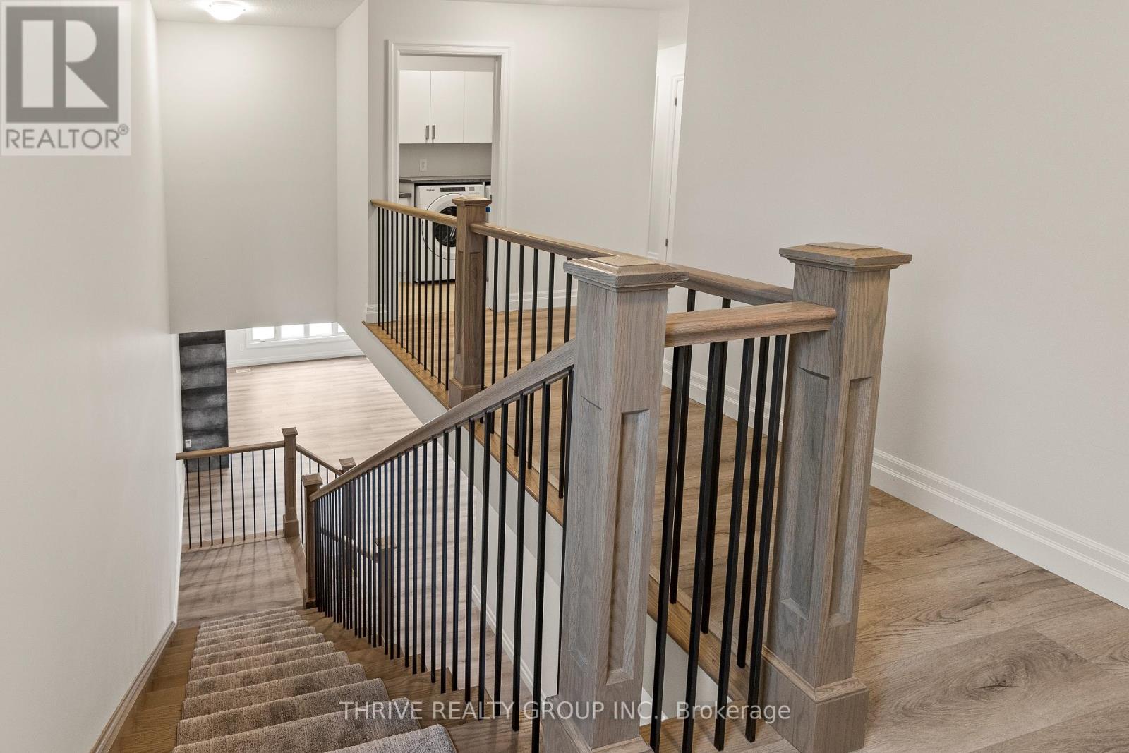 Photo 48 of 3 1061 Eagletrace Drive, London North ON