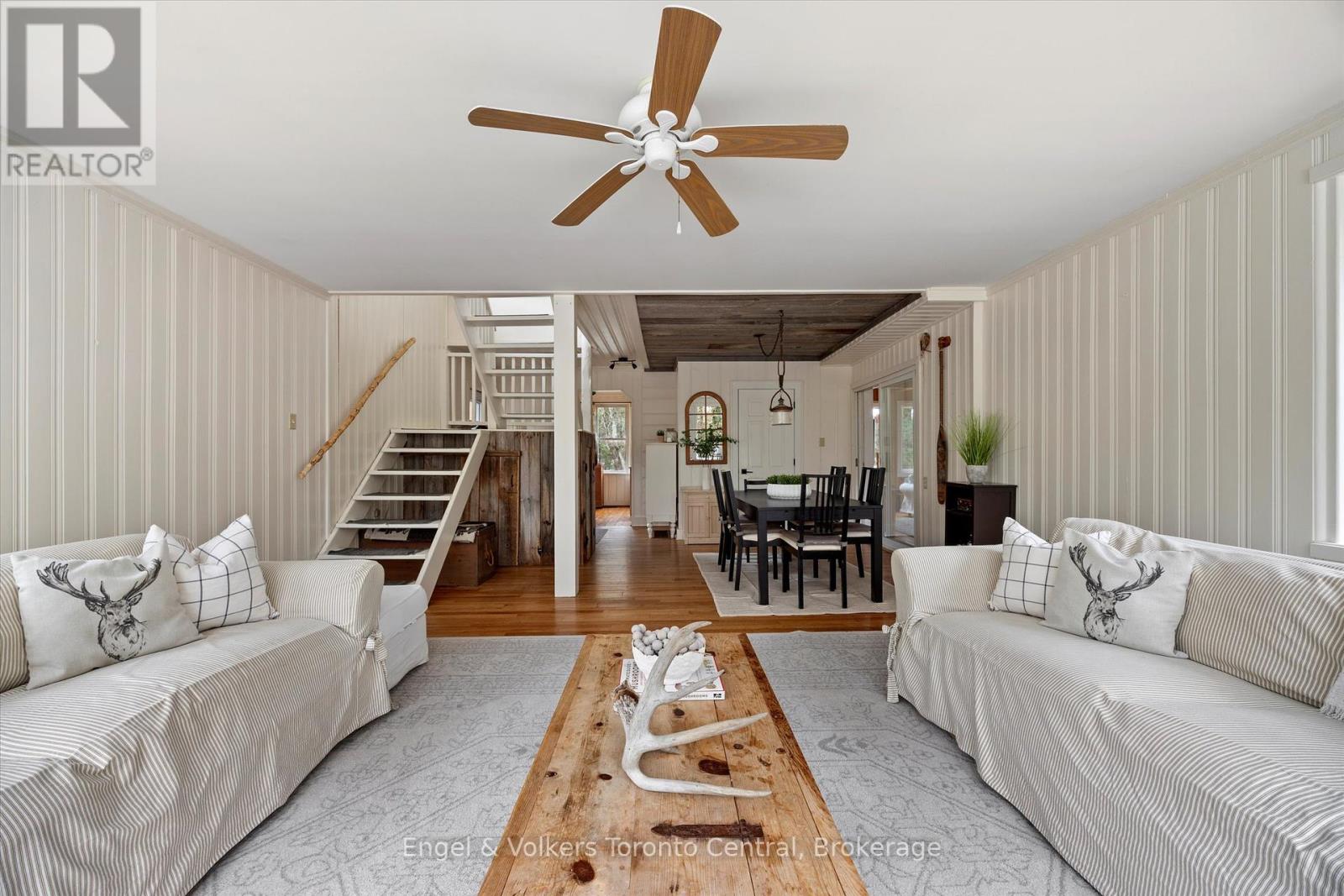 Photo 14 of 2 1196 Cranberry Road, Muskoka Lakes ON