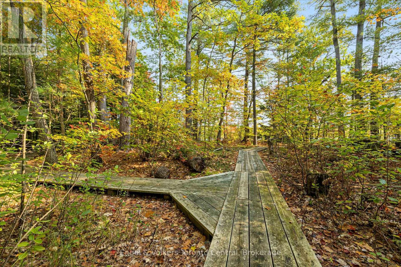 Photo 34 of 2 1196 Cranberry Road, Muskoka Lakes ON
