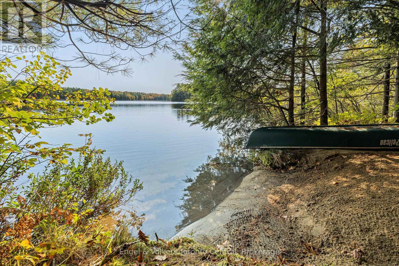 Photo 5 of 2 1196 Cranberry Road, Muskoka Lakes ON