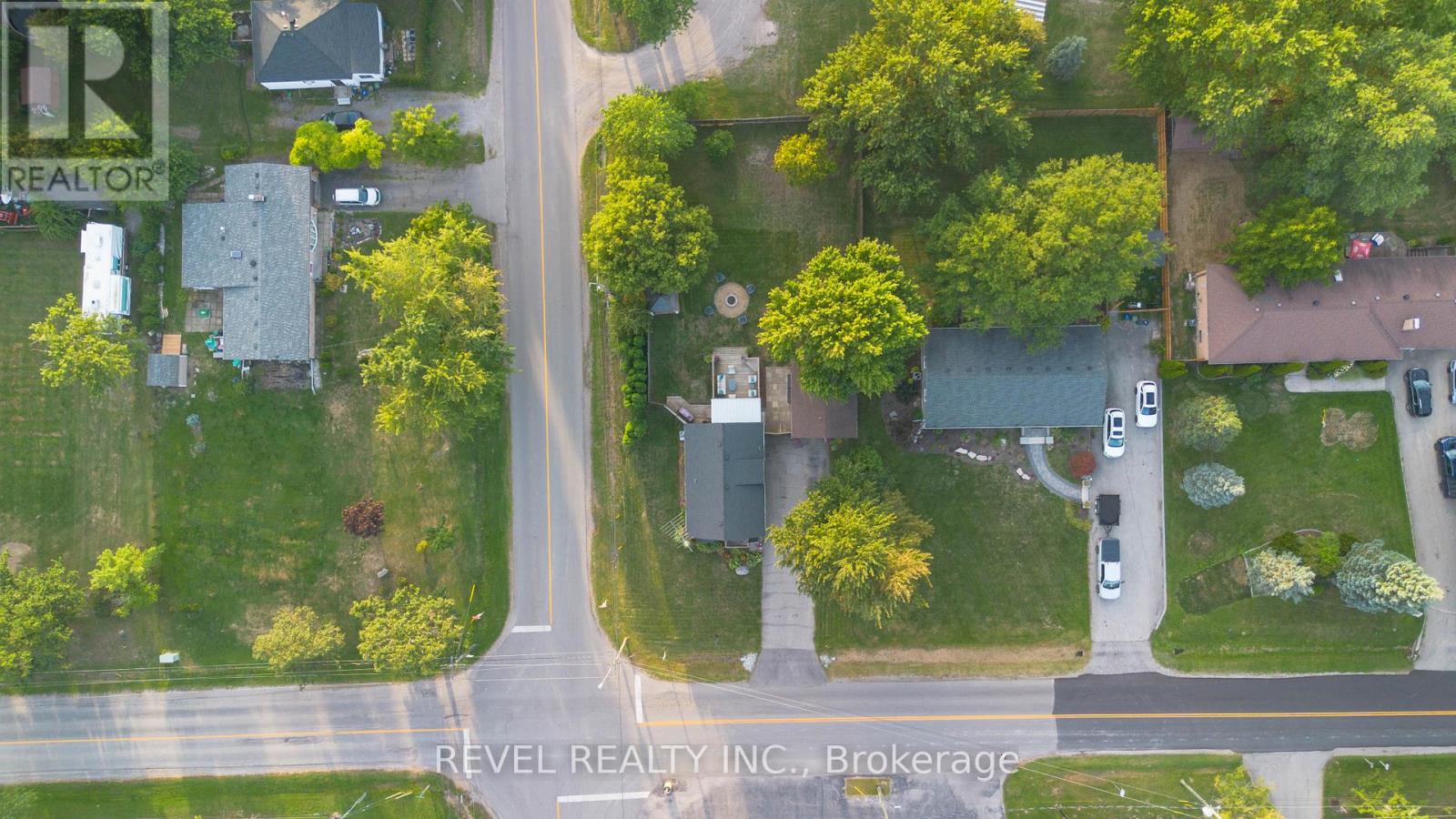 Photo 5 of 680 Woodburn Road, Hamilton ON