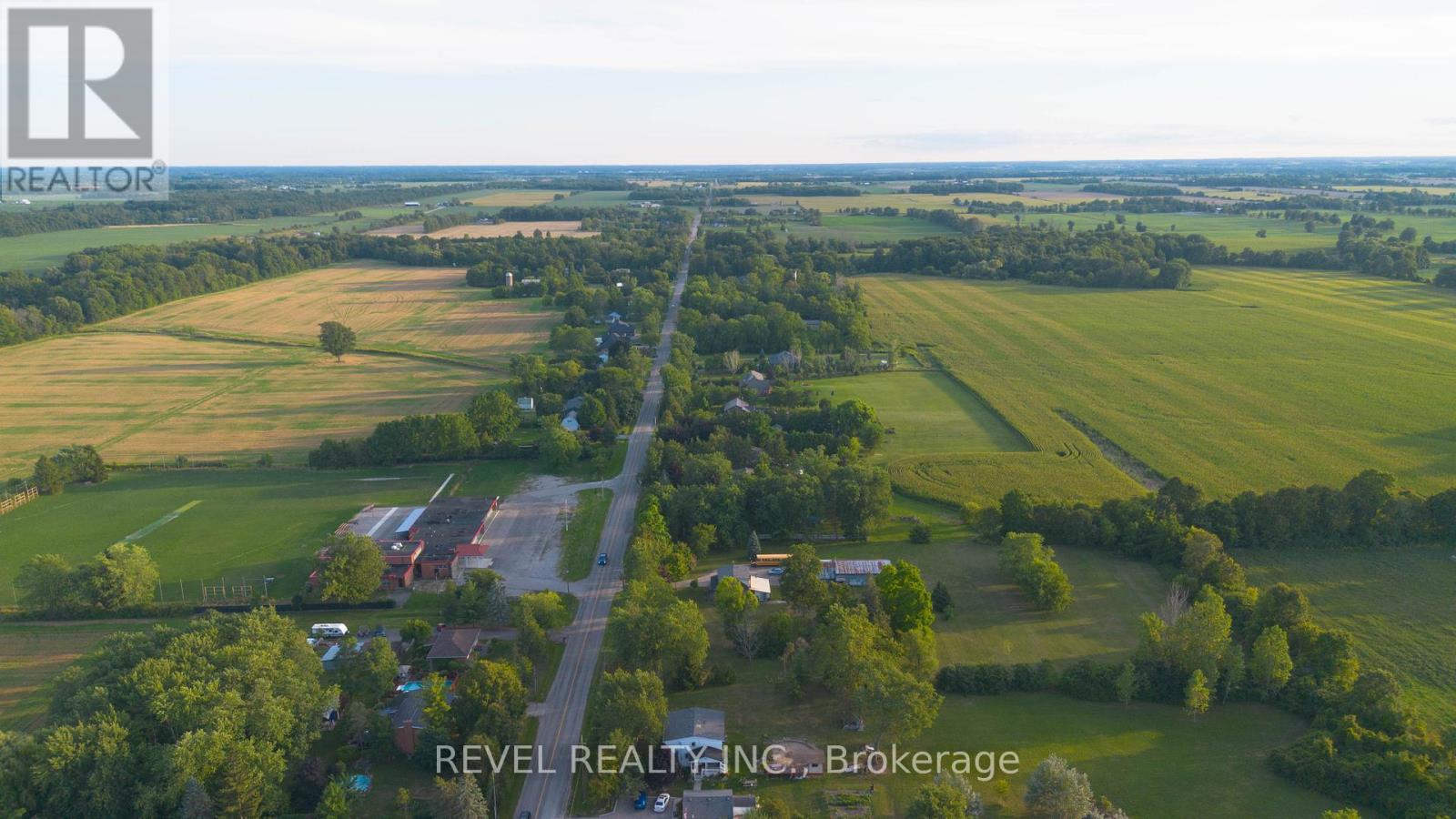 Photo 6 of 680 Woodburn Road, Hamilton ON