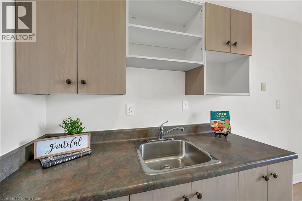 Photo 16 of 81 Charlton Avenue E Unit 702, Hamilton ON