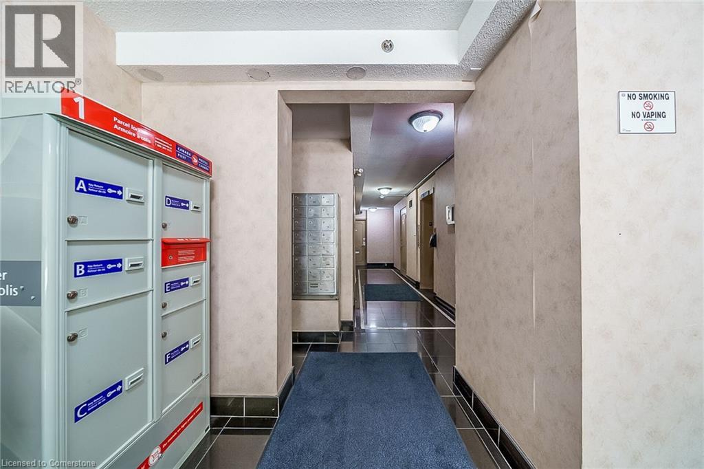 Photo 33 of 81 Charlton Avenue E Unit 702, Hamilton ON