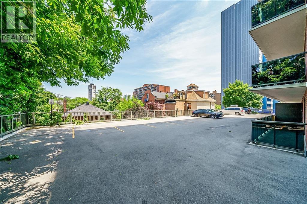 Photo 37 of 81 Charlton Avenue E Unit 702, Hamilton ON