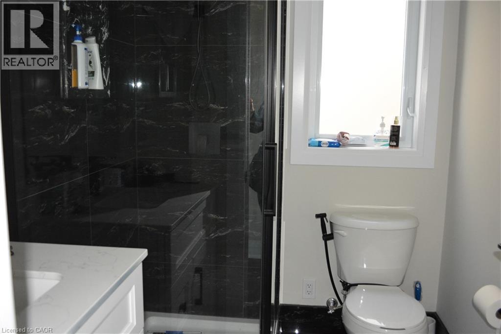 Photo 22 of 559 Balsam Poplar Street, Waterloo ON