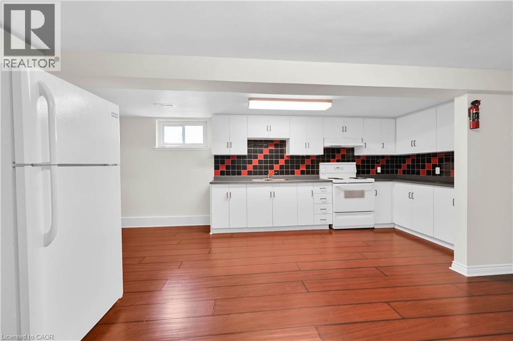 Photo 7 of 1008 Upper Wellington Street Unit Lower Suite, Hamilton ON
