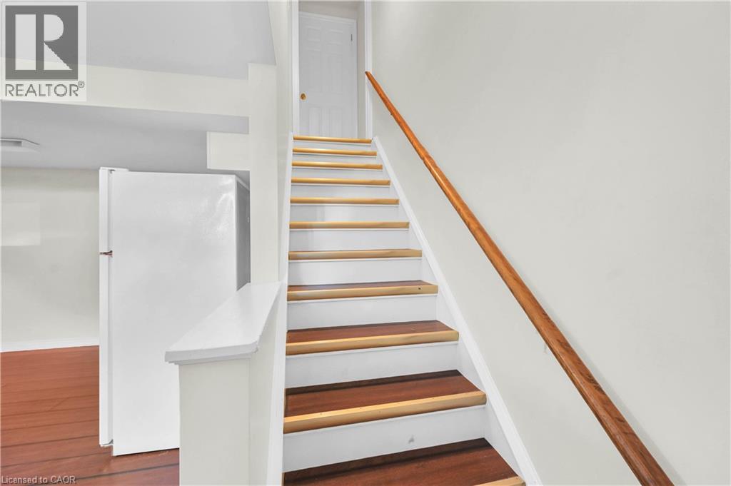 Photo 25 of 1008 Upper Wellington Street Unit Lower Suite, Hamilton ON