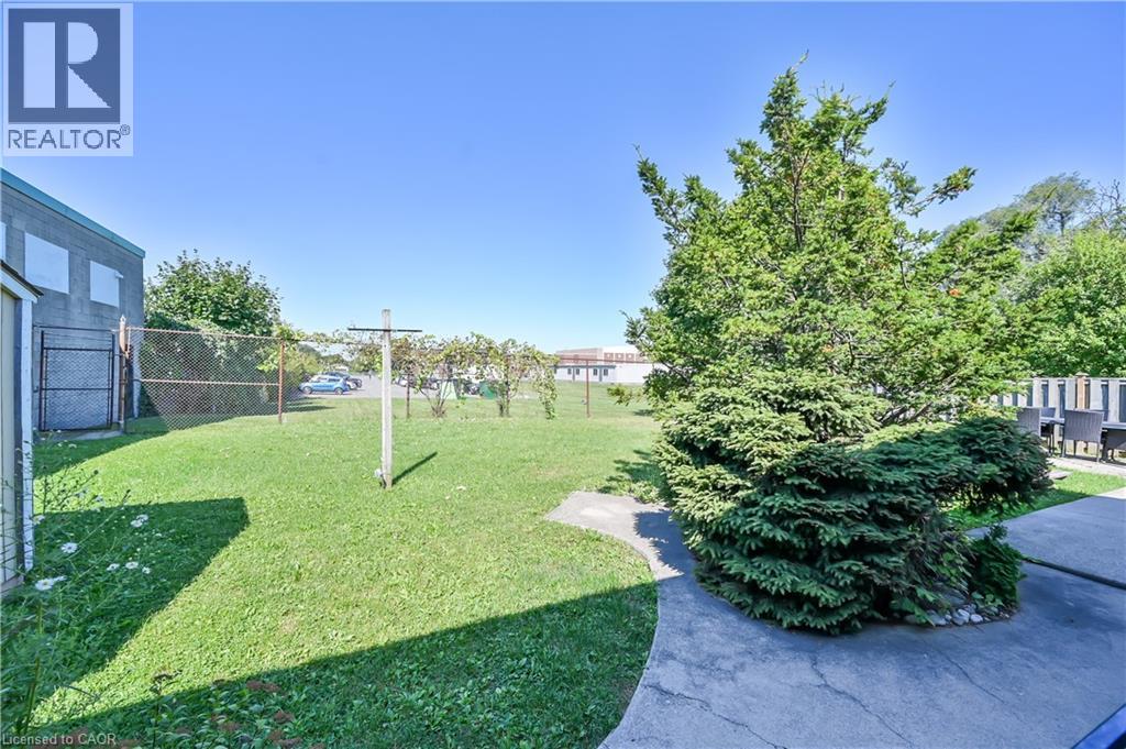 Photo 28 of 1008 Upper Wellington Street Unit Lower Suite, Hamilton ON