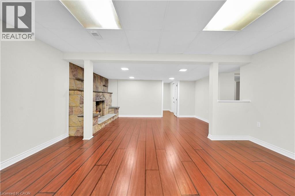Photo 14 of 1008 Upper Wellington Street Unit Lower Suite, Hamilton ON