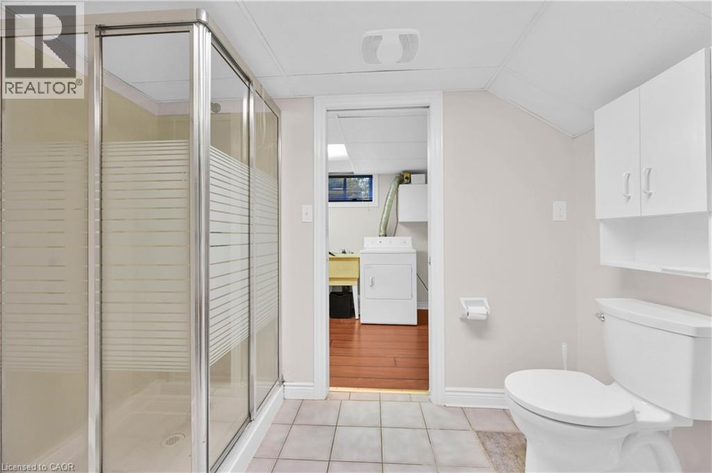 Photo 24 of 1008 Upper Wellington Street Unit Lower Suite, Hamilton ON