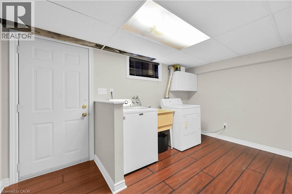Photo 22 of 1008 Upper Wellington Street Unit Lower Suite, Hamilton ON