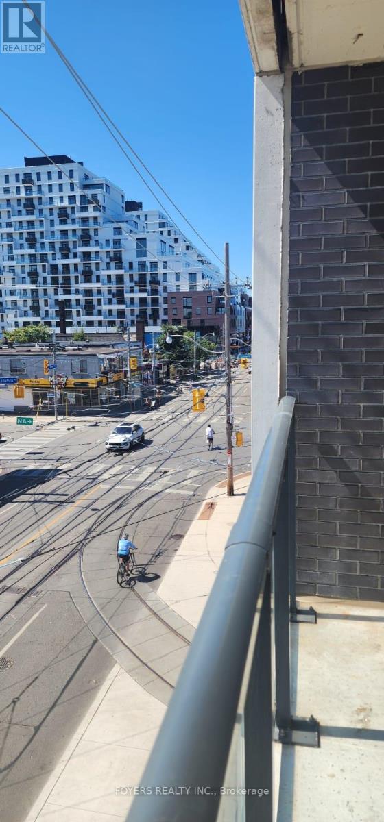 Photo 17 of 314 1630 Queen Street E, Toronto ON