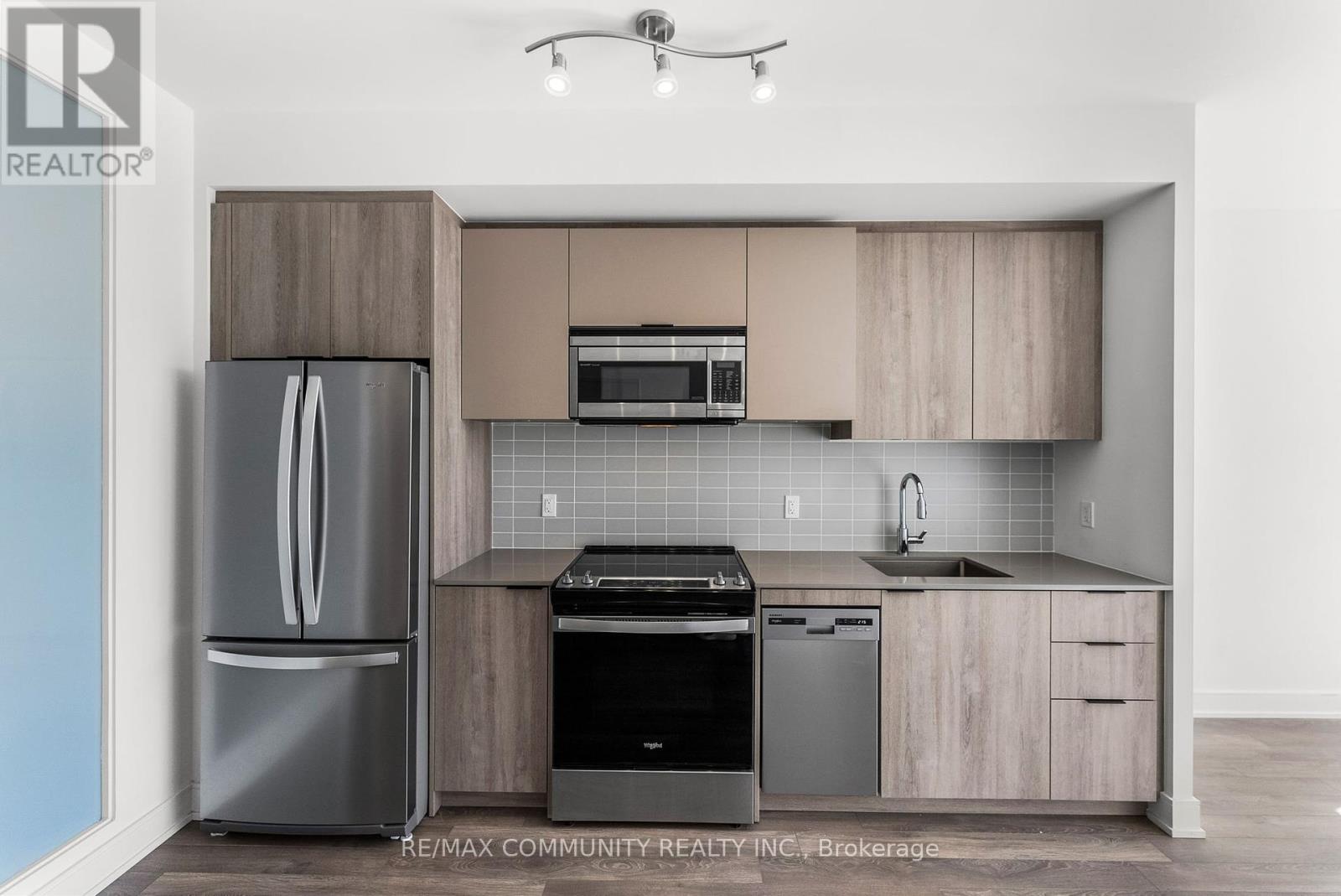 Photo 7 of 206 1350 Ellesmere Road, Toronto ON
