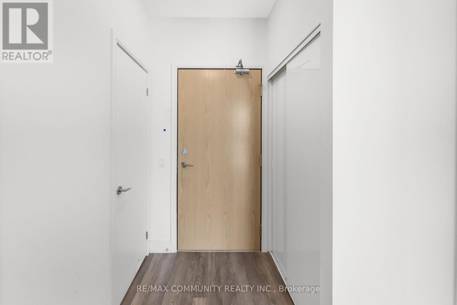 Photo 4 of 206 1350 Ellesmere Road, Toronto ON