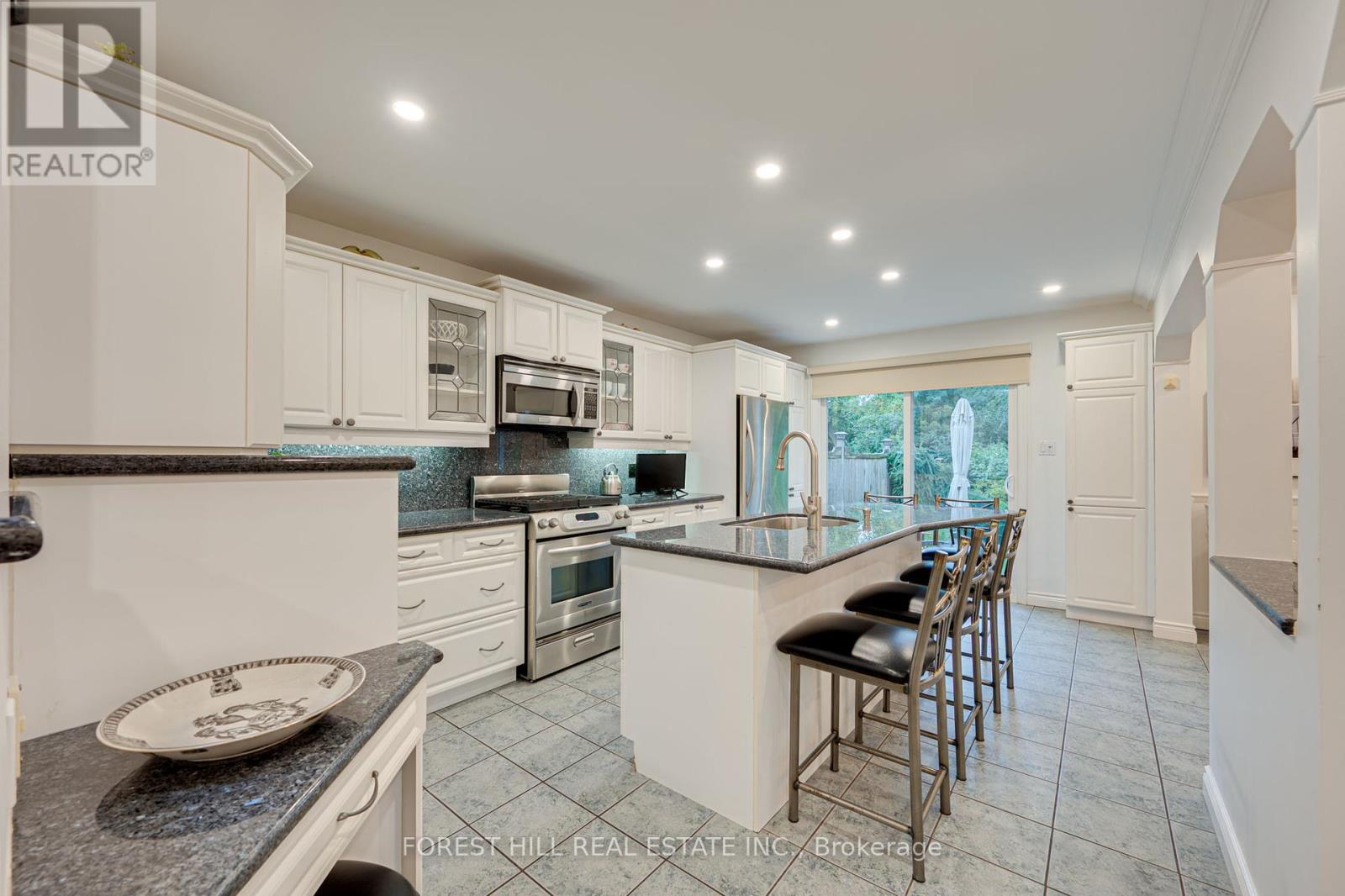 Photo 5 of 168 Borrows Street, Vaughan ON