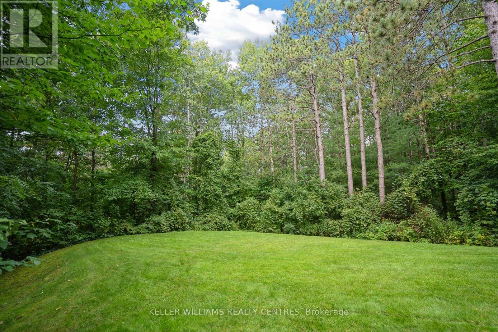 Photo 48 of 6 Country Heights Drive, Richmond Hill ON