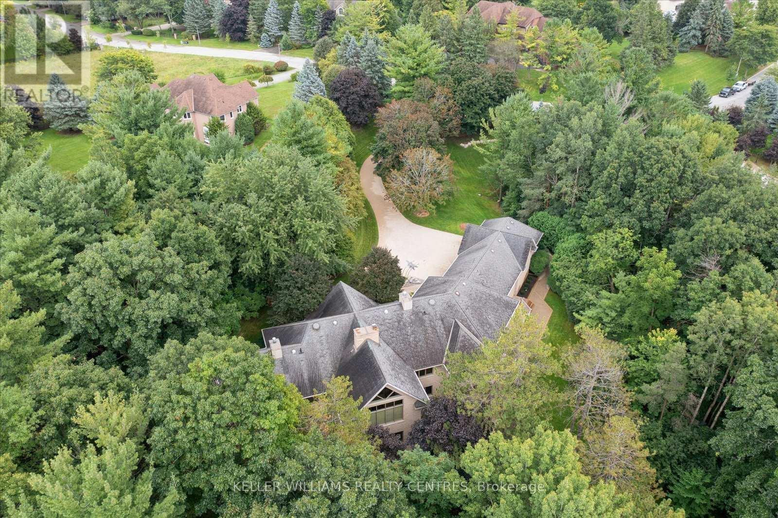 Photo 49 of 6 Country Heights Drive, Richmond Hill ON