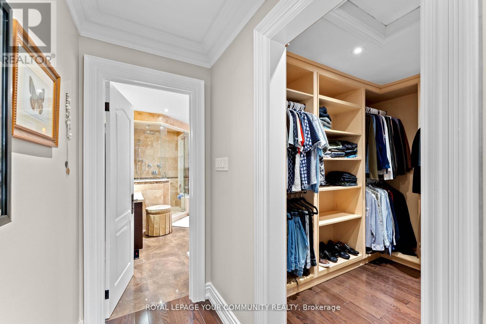Photo 21 of 118 Forest Lane Drive, Vaughan ON