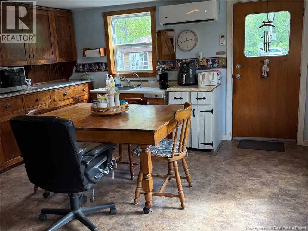 38 Manitoba Road - Photo 4 of 28, Apohaqui, New Brunswick