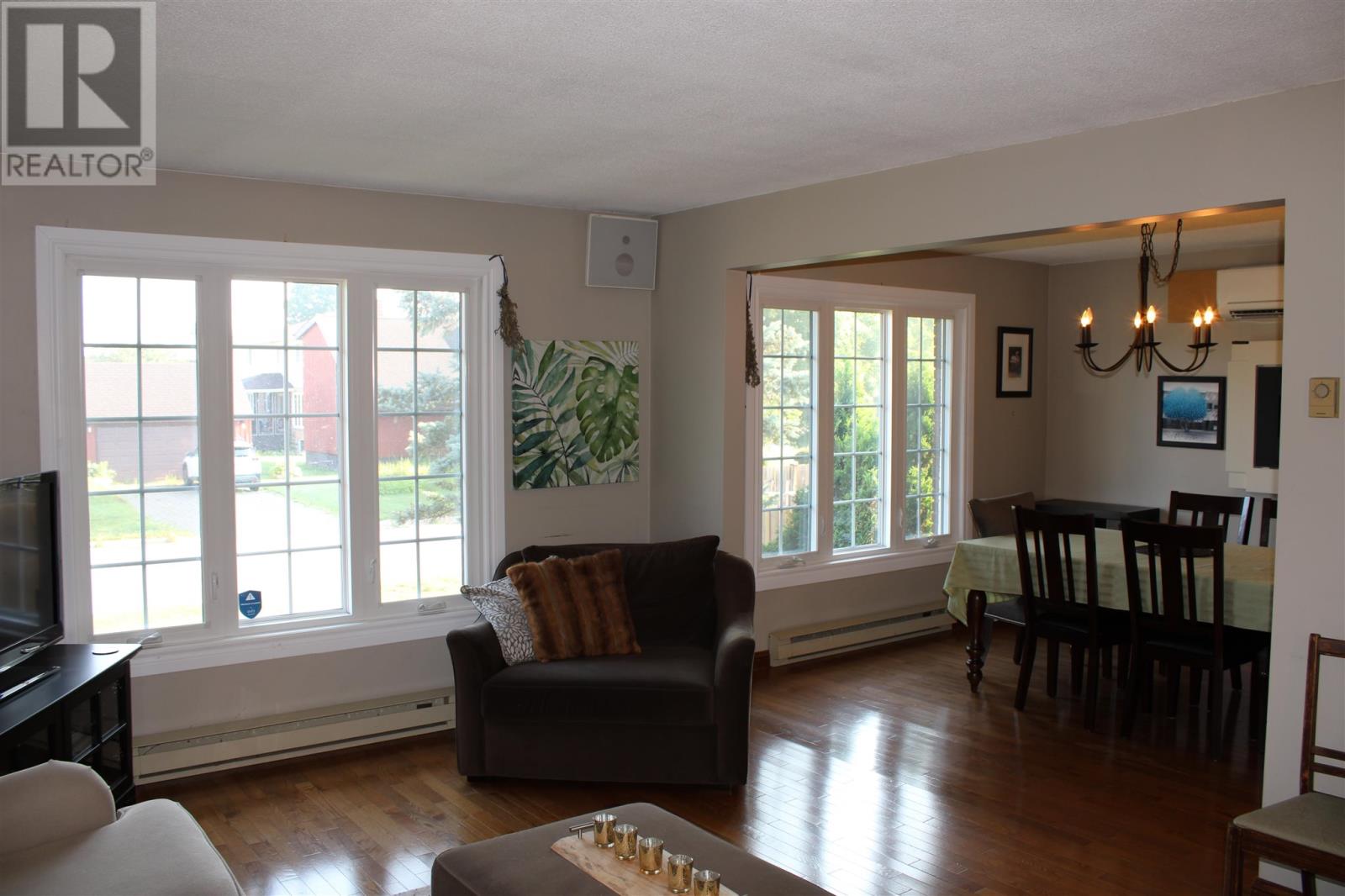 Photo 9 of 96 Golf Range Cres, Sault Ste Marie ON