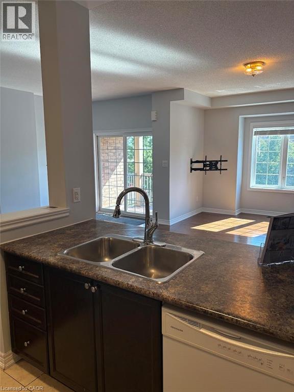 Photo 7 of 541 Winston Street Unit 54, Grimsby ON