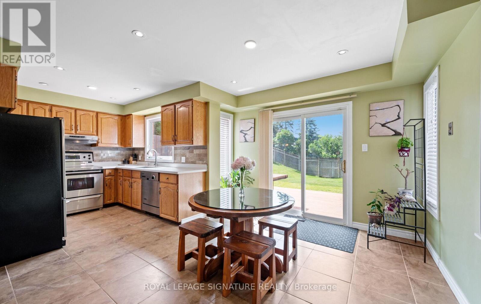 Photo 10 of 388 Bud Gregory Boulevard, Mississauga ON