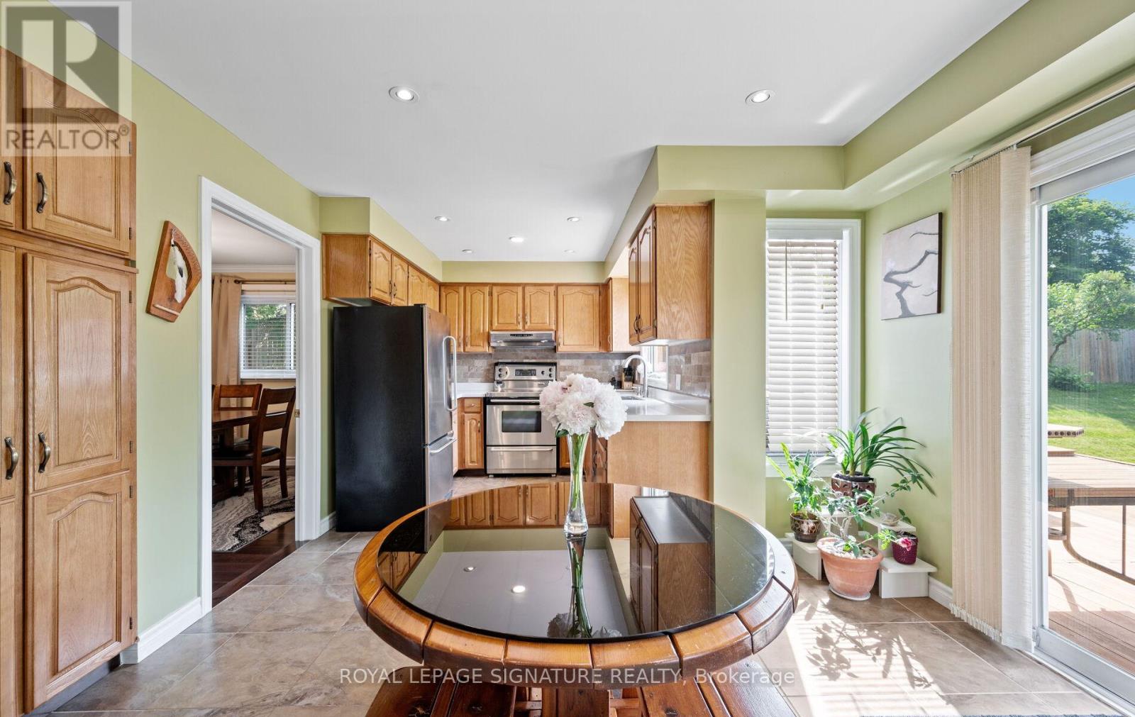Photo 11 of 388 Bud Gregory Boulevard, Mississauga ON