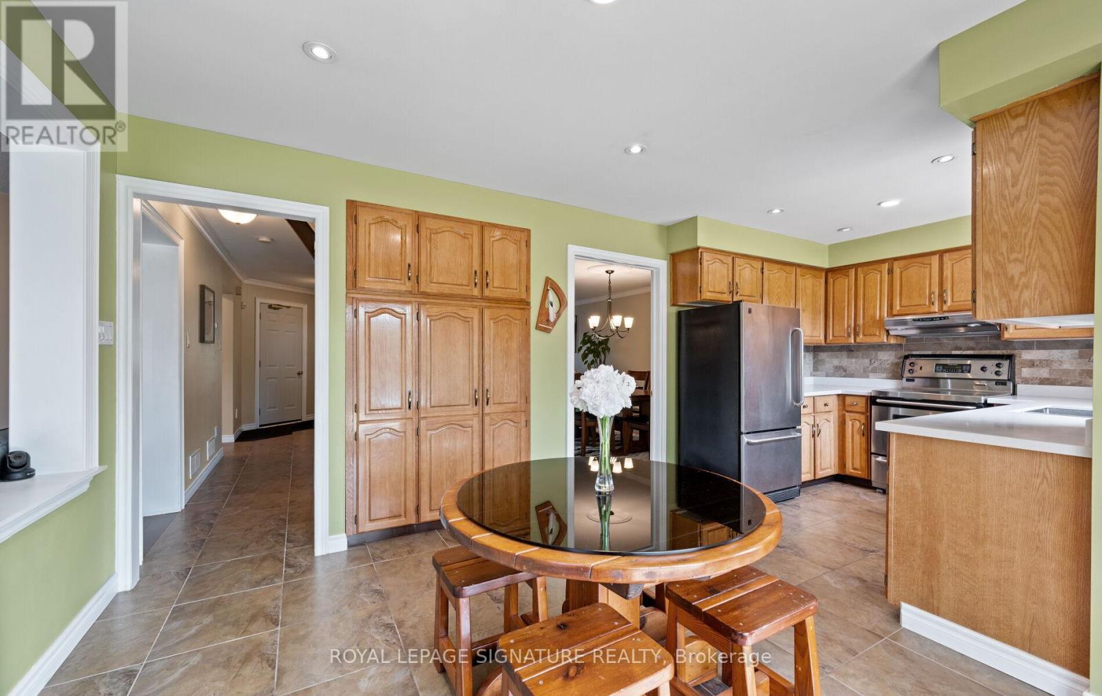 Photo 12 of 388 Bud Gregory Boulevard, Mississauga ON