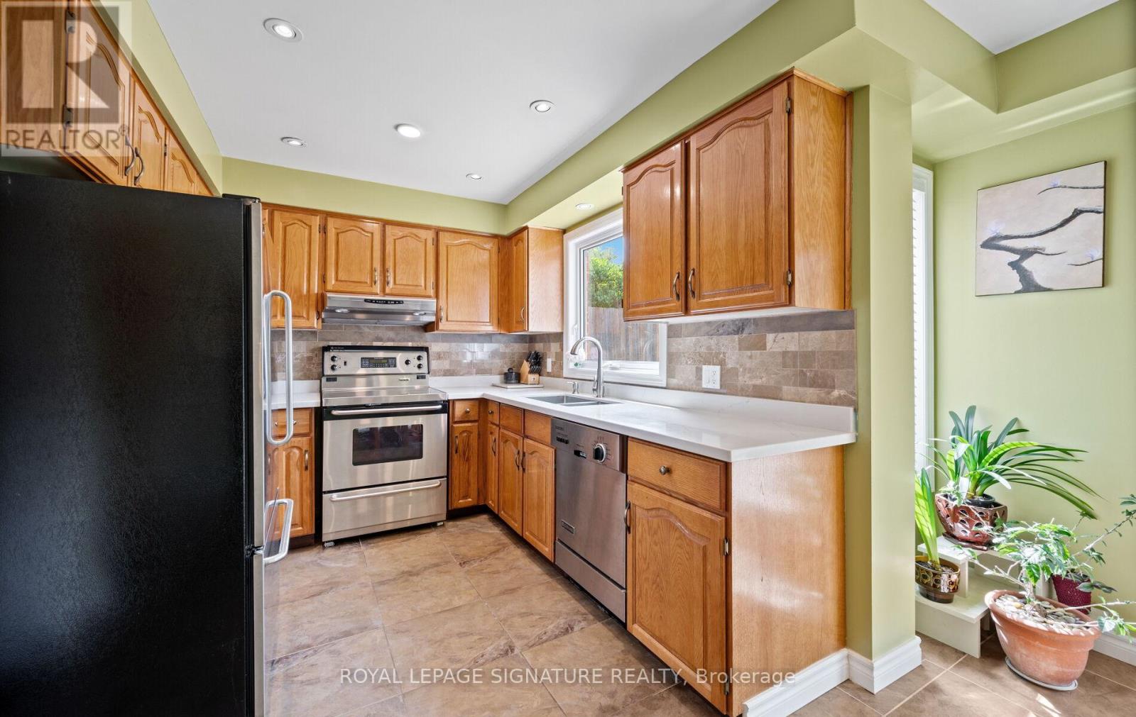 Photo 15 of 388 Bud Gregory Boulevard, Mississauga ON