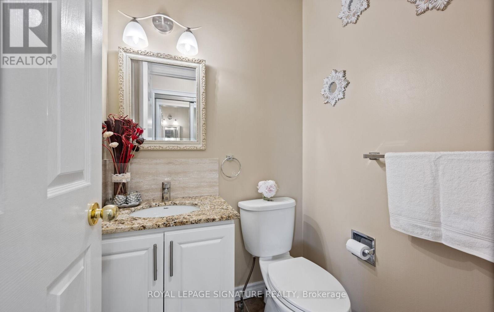 Photo 24 of 388 Bud Gregory Boulevard, Mississauga ON