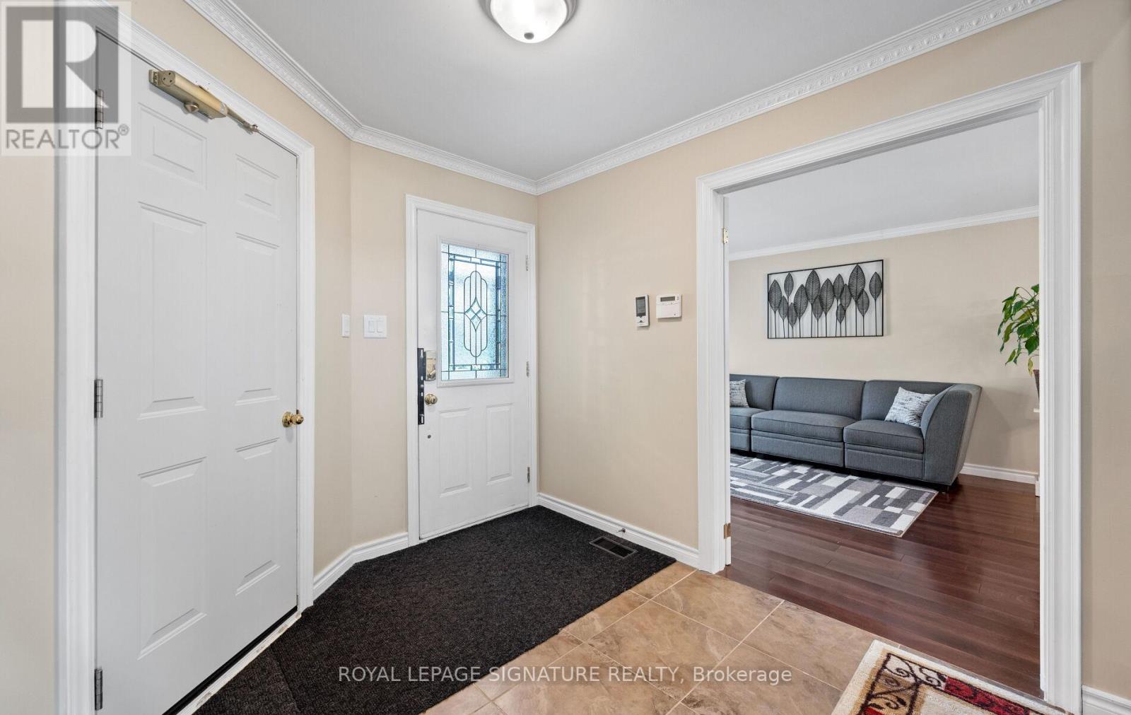 Photo 3 of 388 Bud Gregory Boulevard, Mississauga ON
