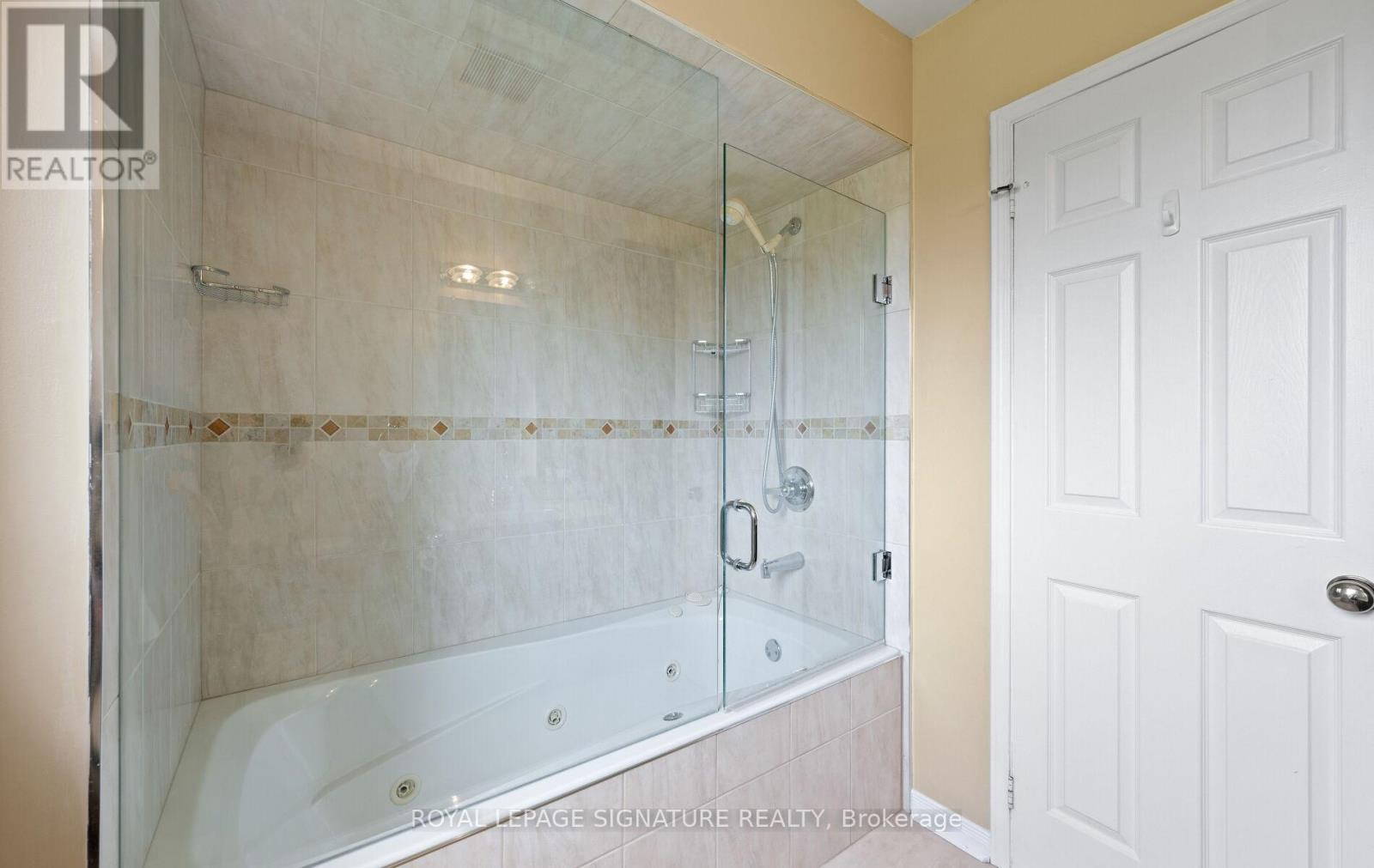 Photo 32 of 388 Bud Gregory Boulevard, Mississauga ON