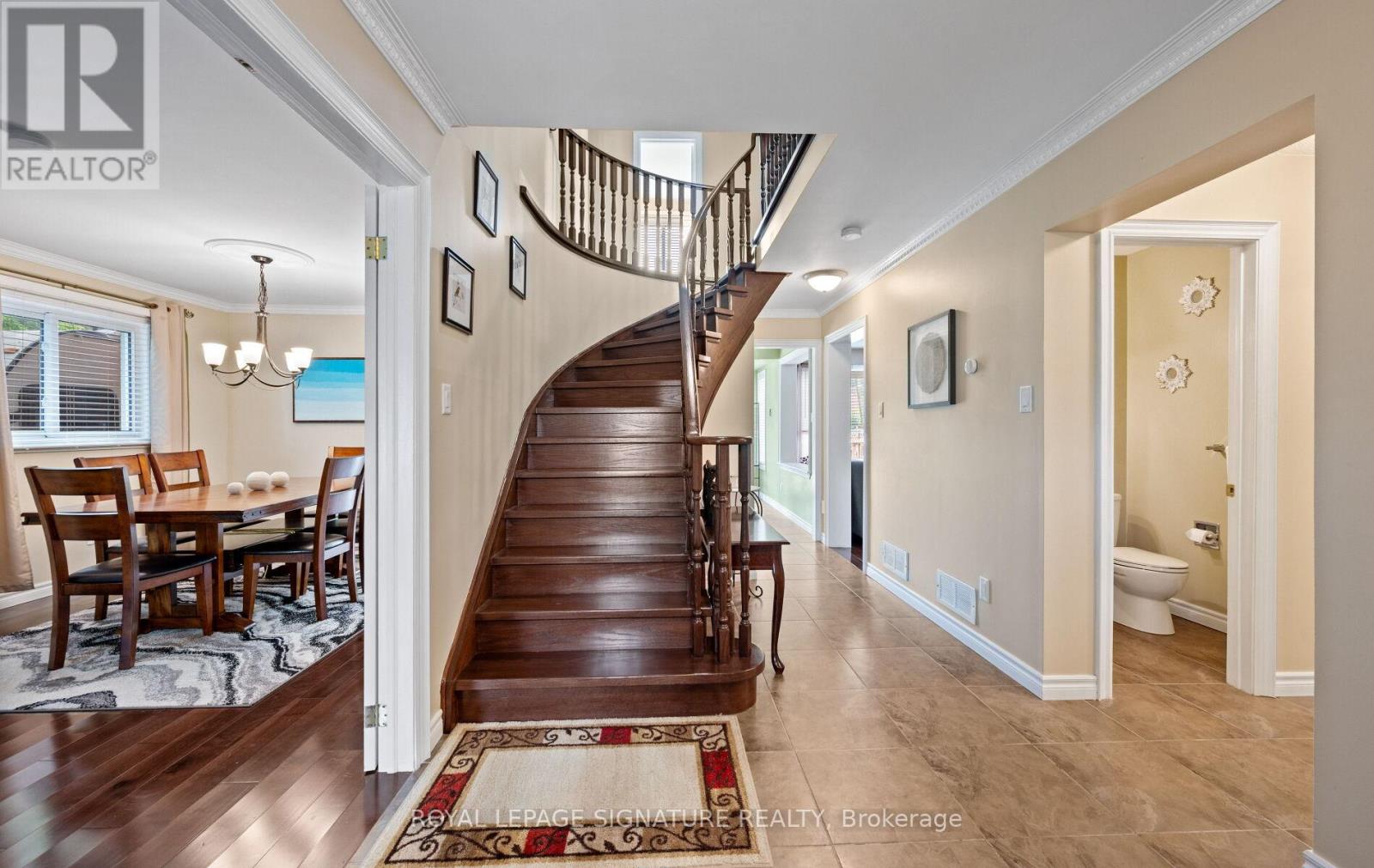 Photo 4 of 388 Bud Gregory Boulevard, Mississauga ON