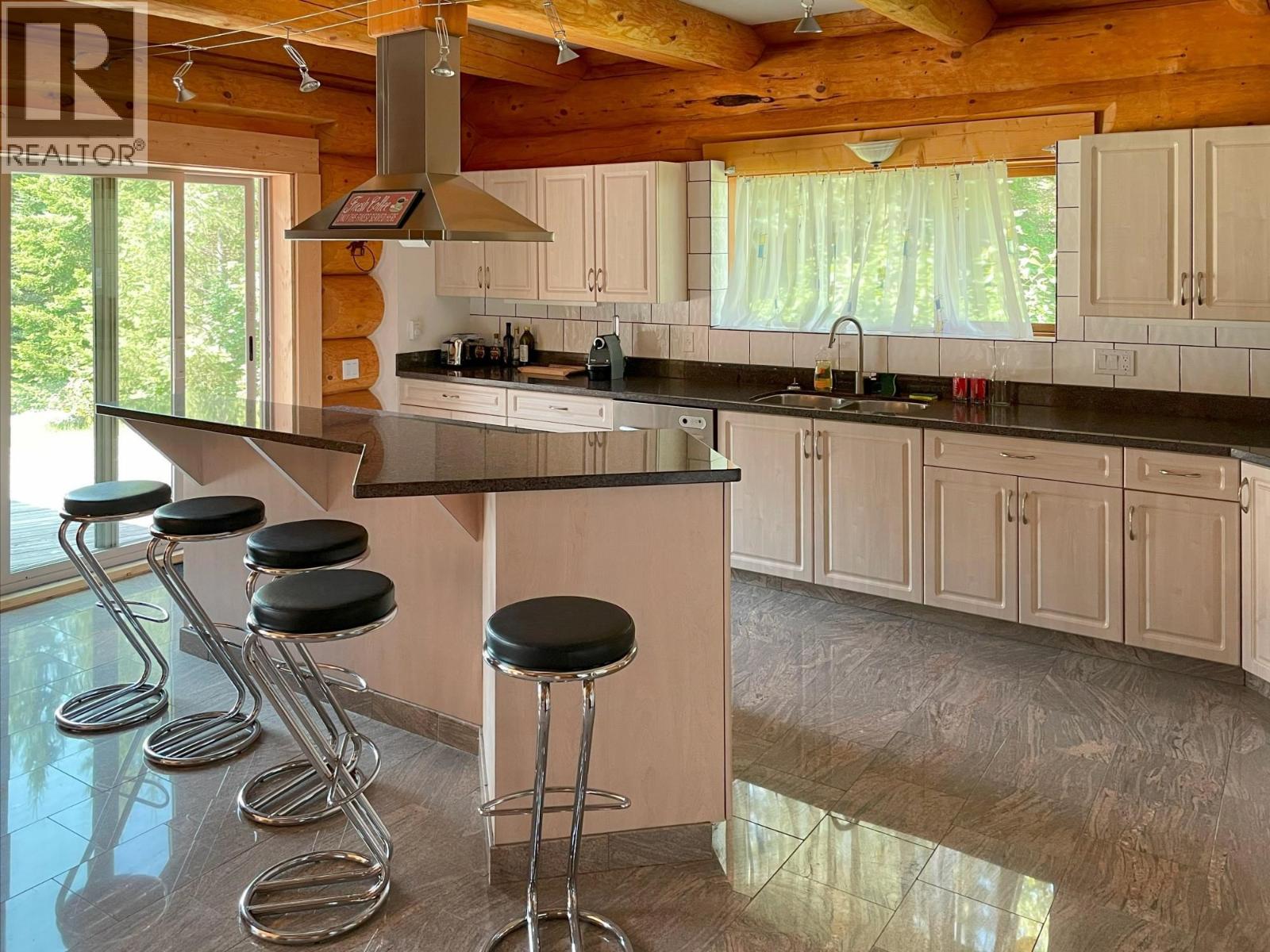 6326 LEAMONT PLACE, Horsefly