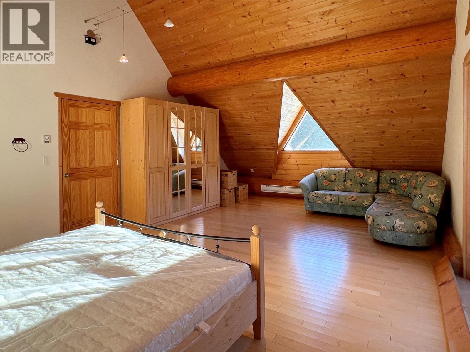 6326 LEAMONT PLACE, Horsefly