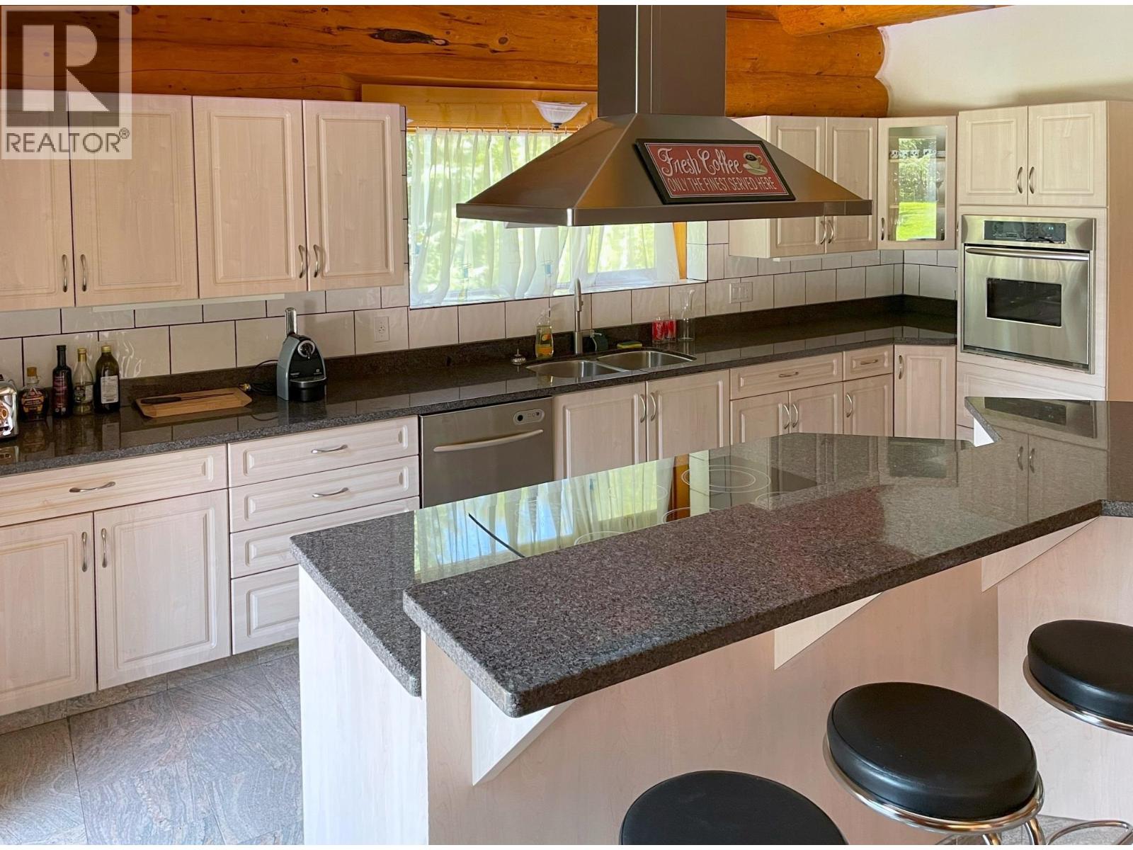 6326 LEAMONT PLACE, Horsefly