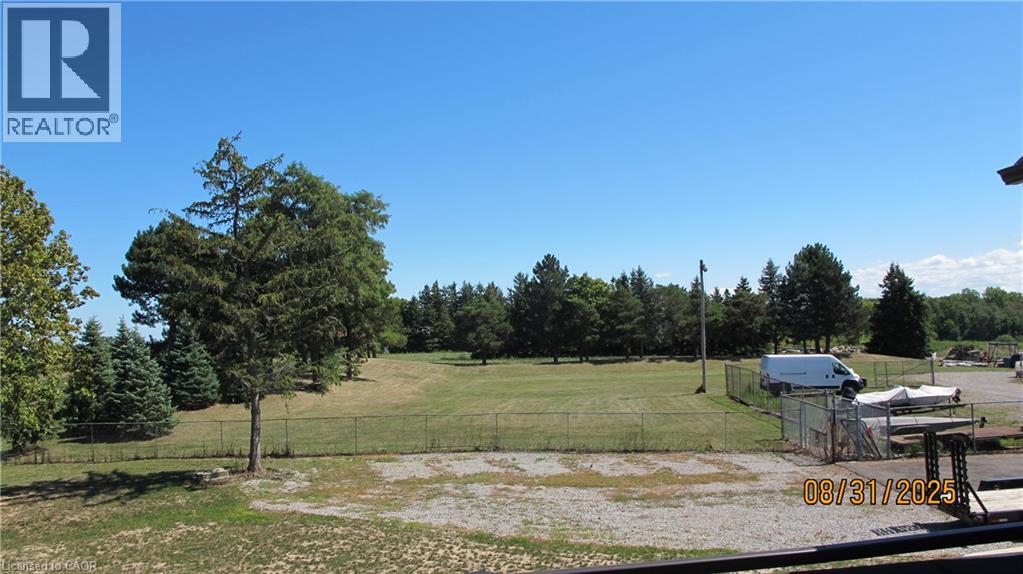 Photo 24 of 580 3rd Road E, Hamilton ON