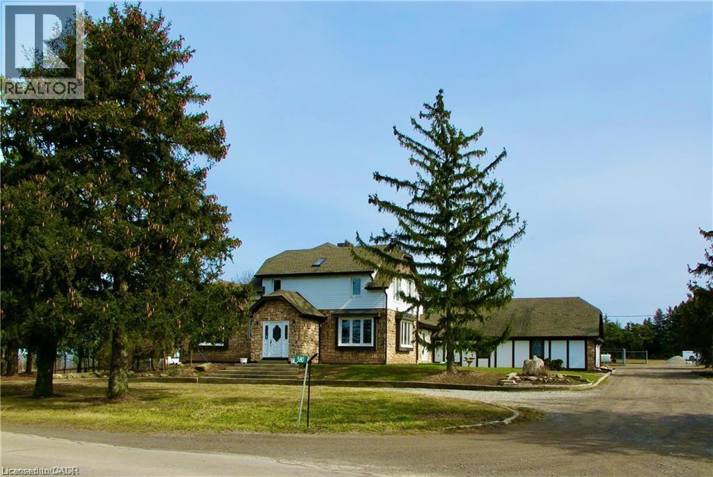 Photo 3 of 580 3rd Road E, Hamilton ON