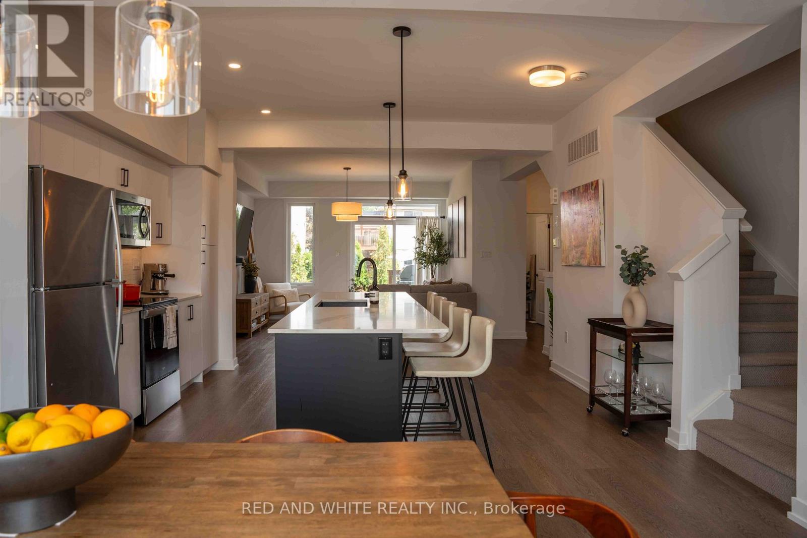 Photo 12 of 25 350 River Road, Cambridge ON